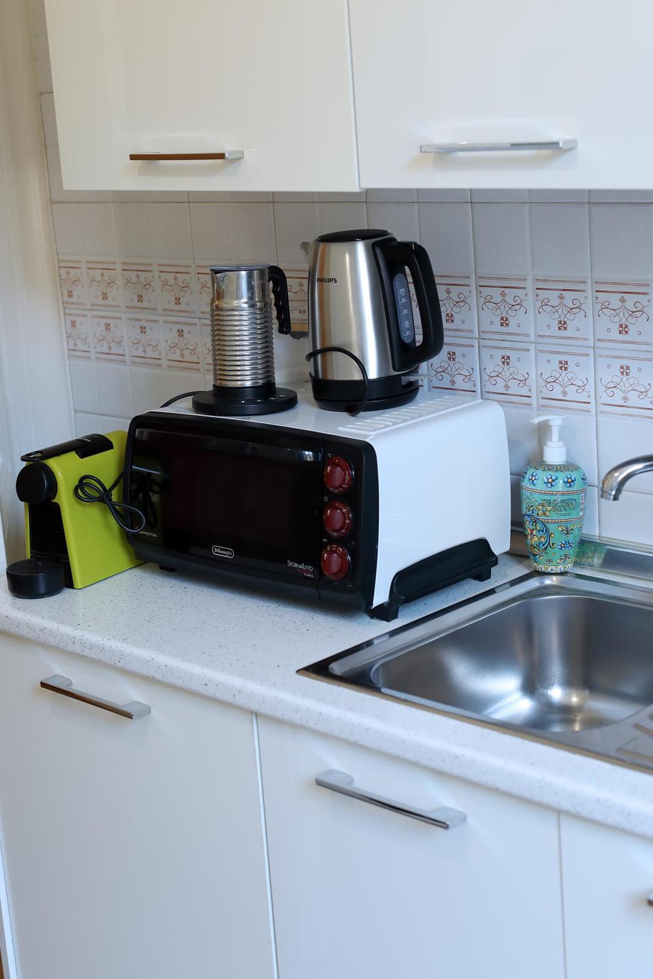 Domus Elisa Apartment Roma Ngoại thất bức ảnh